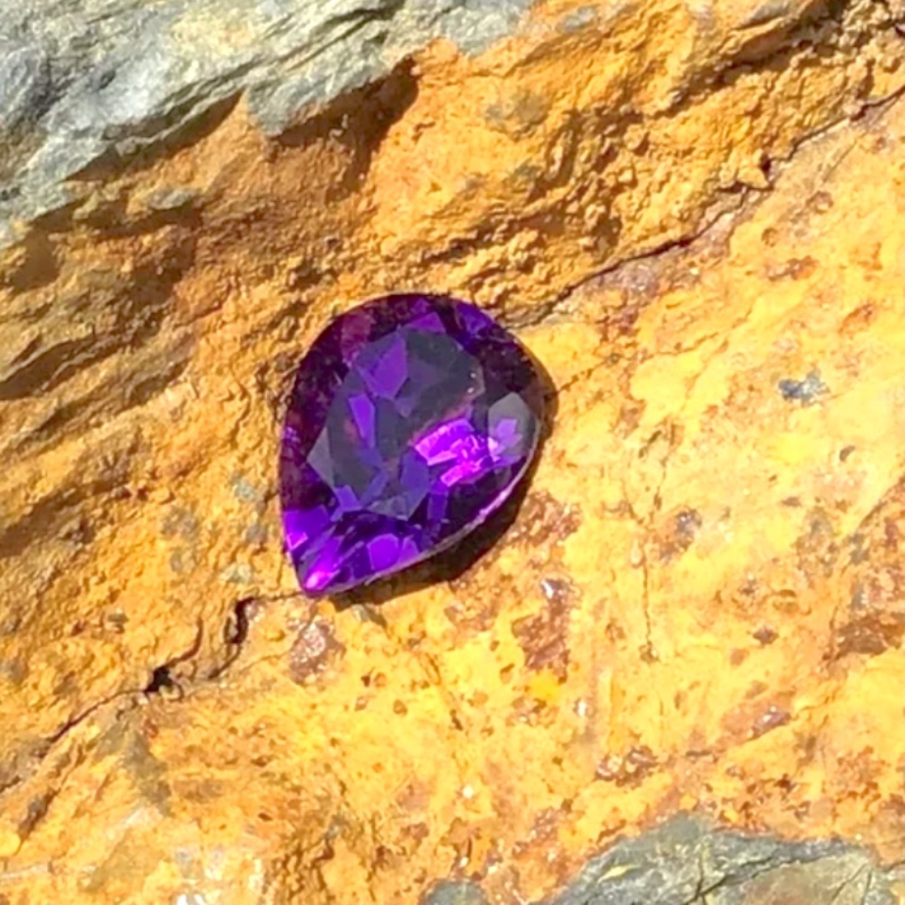 6.7 Carat Teardrop Shape Amethyst, NWT